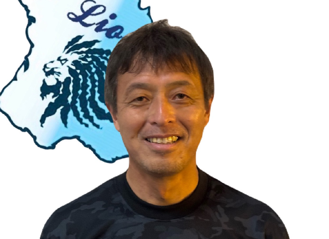 コーチ 岩本 邦彦